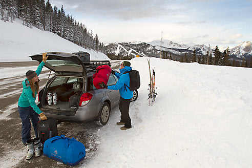 Outdoor Fun 101: How to Plan a Group Ski Weekend