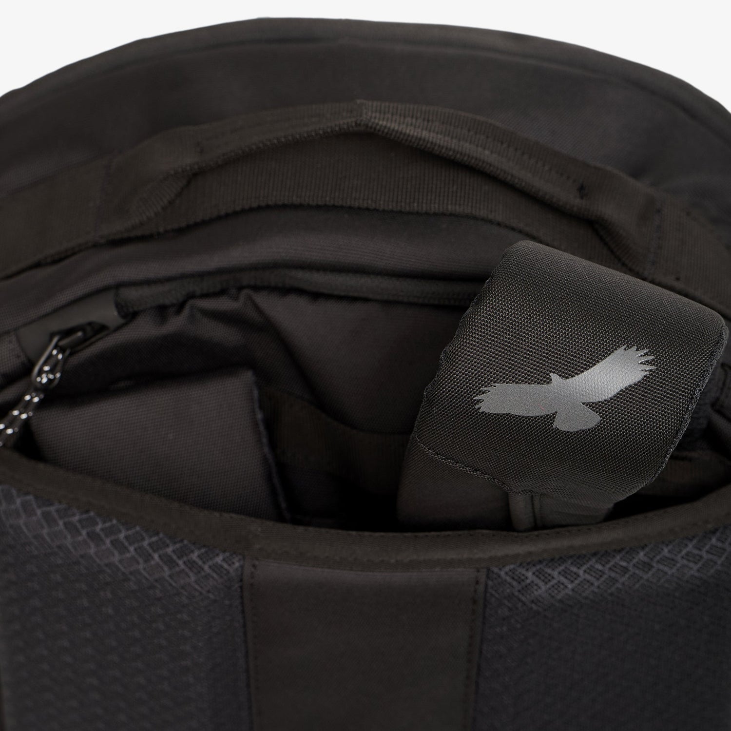 Tour Lite Travel Pack 38L - BLACK